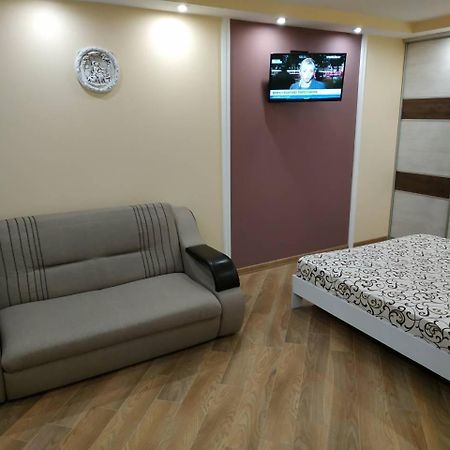 Apartments In The Center Maidan Rivne Dış mekan fotoğraf