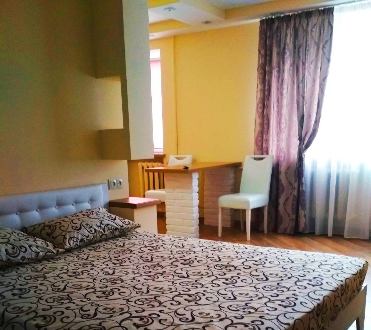 Apartments In The Center Maidan Rivne Dış mekan fotoğraf