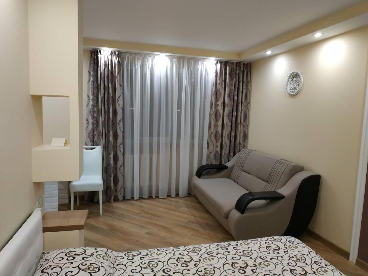 Apartments In The Center Maidan Rivne Dış mekan fotoğraf